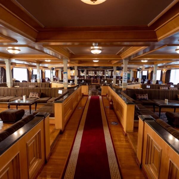 Crucero por el Nilo con artefactos de la tumba de Tutankamón.