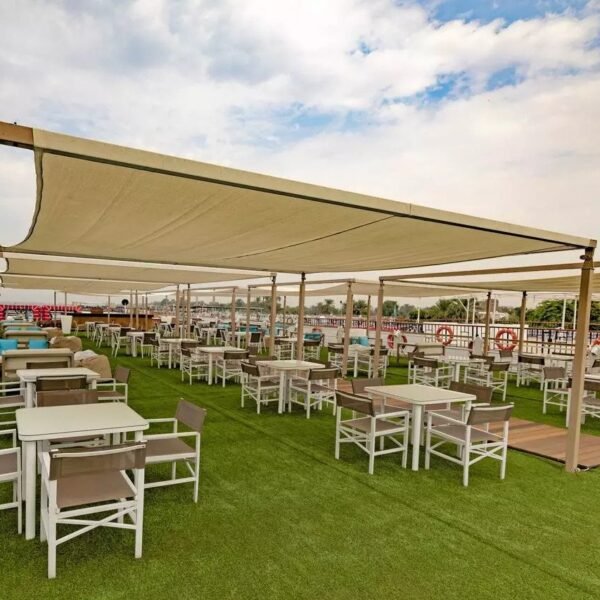 Crucero por el Nilo a bordo del Semramis I con vistas panorámicas y lujo.