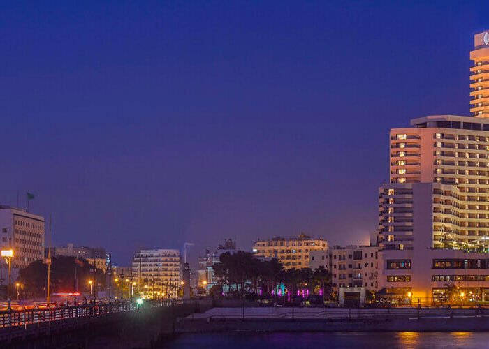 Vista del Hotel Intercontinental Semiramis con el río Nilo al fondo en El Cairo.
