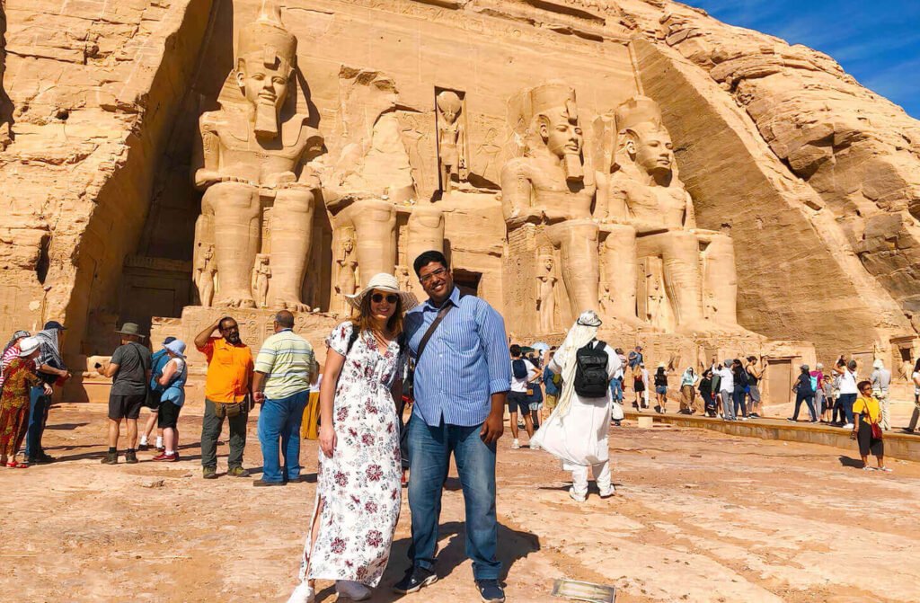 Excursión a Abu Simbel desde Asuán en Coche